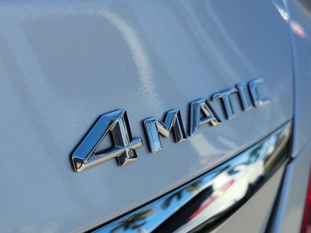 Used 2015 Mercedes-Benz C 300 4MATIC Sedan image 12