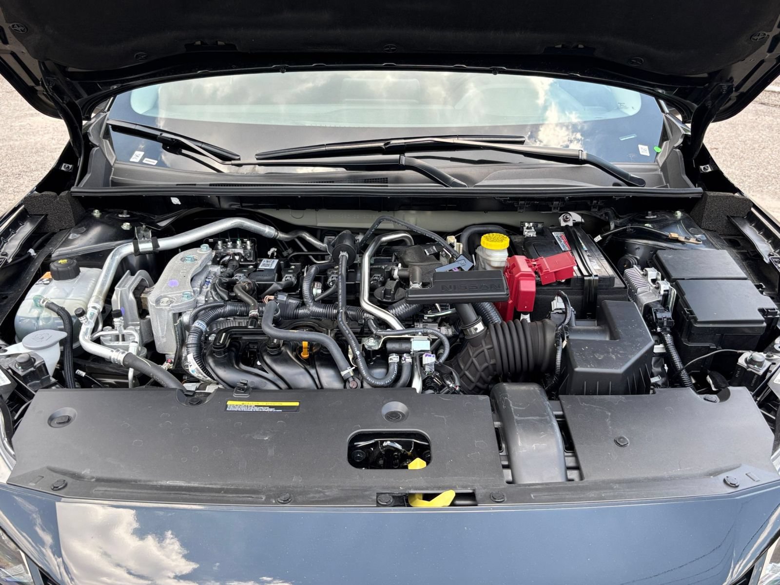 Used 2025 Nissan Sentra SV FWD image 27