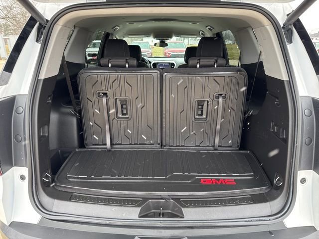 Used 2023 GMC Acadia SLE w/ Driver Convenience Package image 32