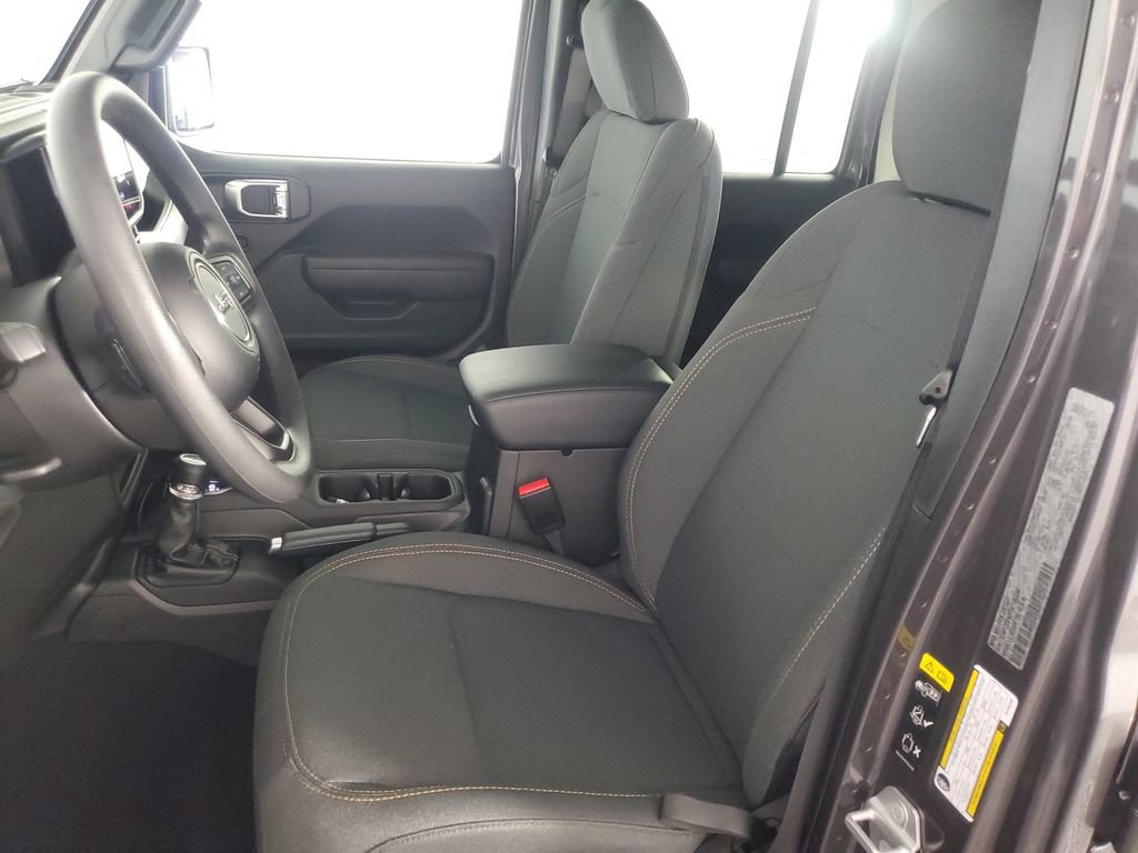 Used 2026 Jeep Wrangler Unlimited Sport AWD/4WD image 11