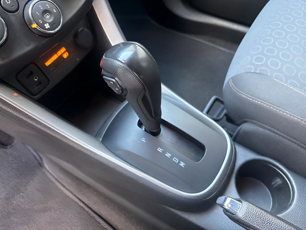 Used 2020 Chevrolet Trax LS AWD/4WD image 29
