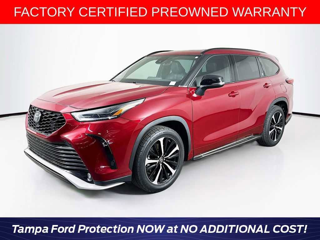 Used 2022 Toyota Highlander XSE AWD/4WD image 1