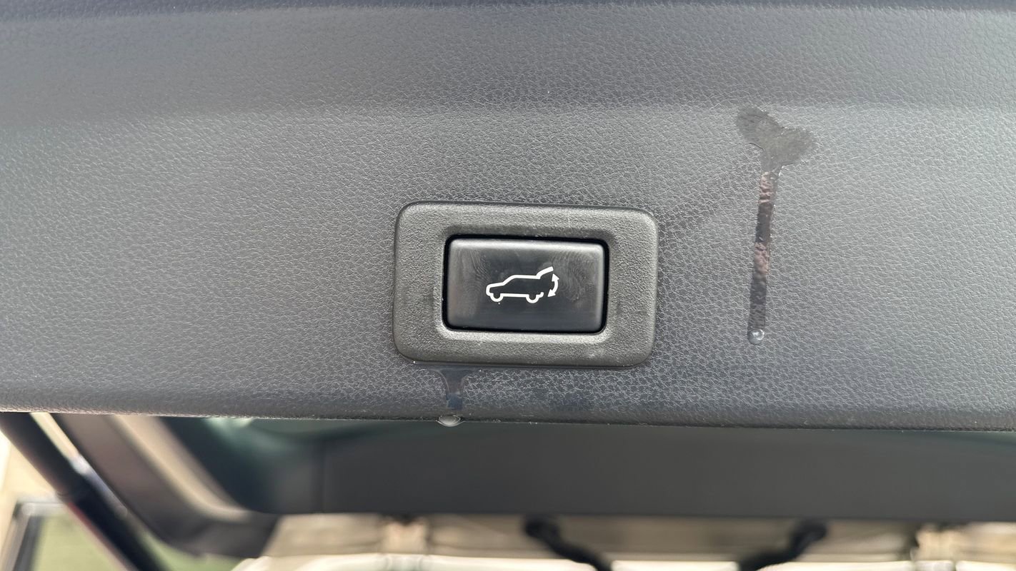 Used 2019 Subaru Ascent Limited image 27