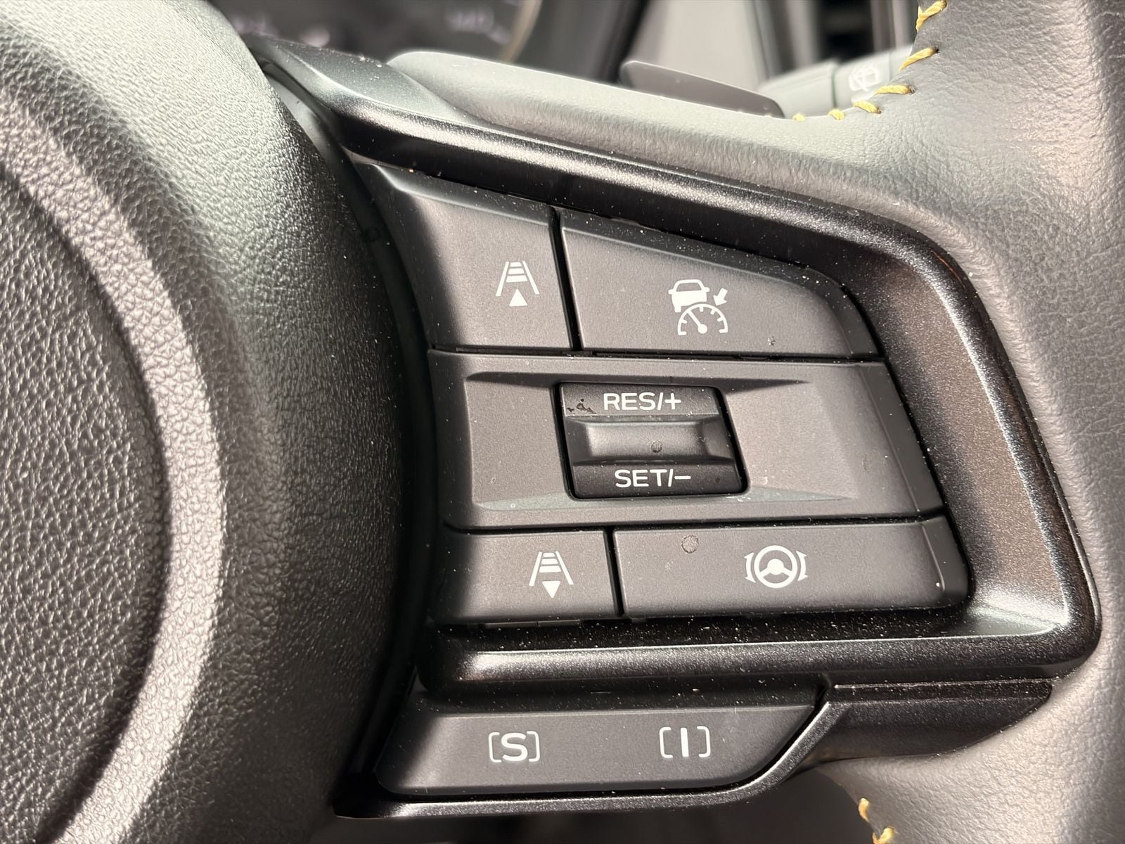Used 2025 Subaru Crosstrek 2.5i Sport AWD/4WD image 27