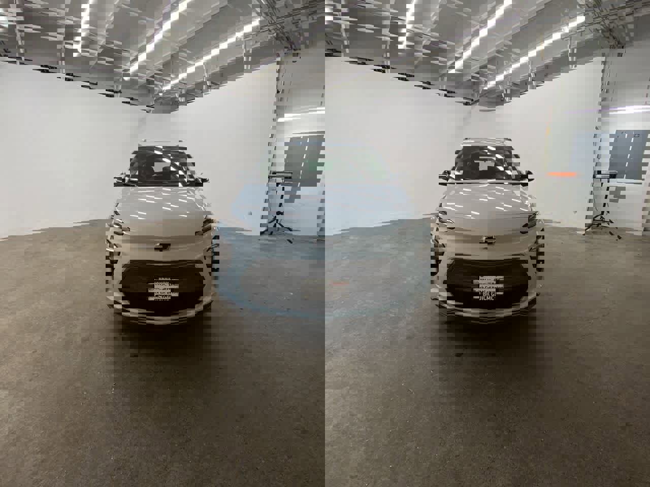 Used 2023 Chevrolet Bolt EUV LT image 9