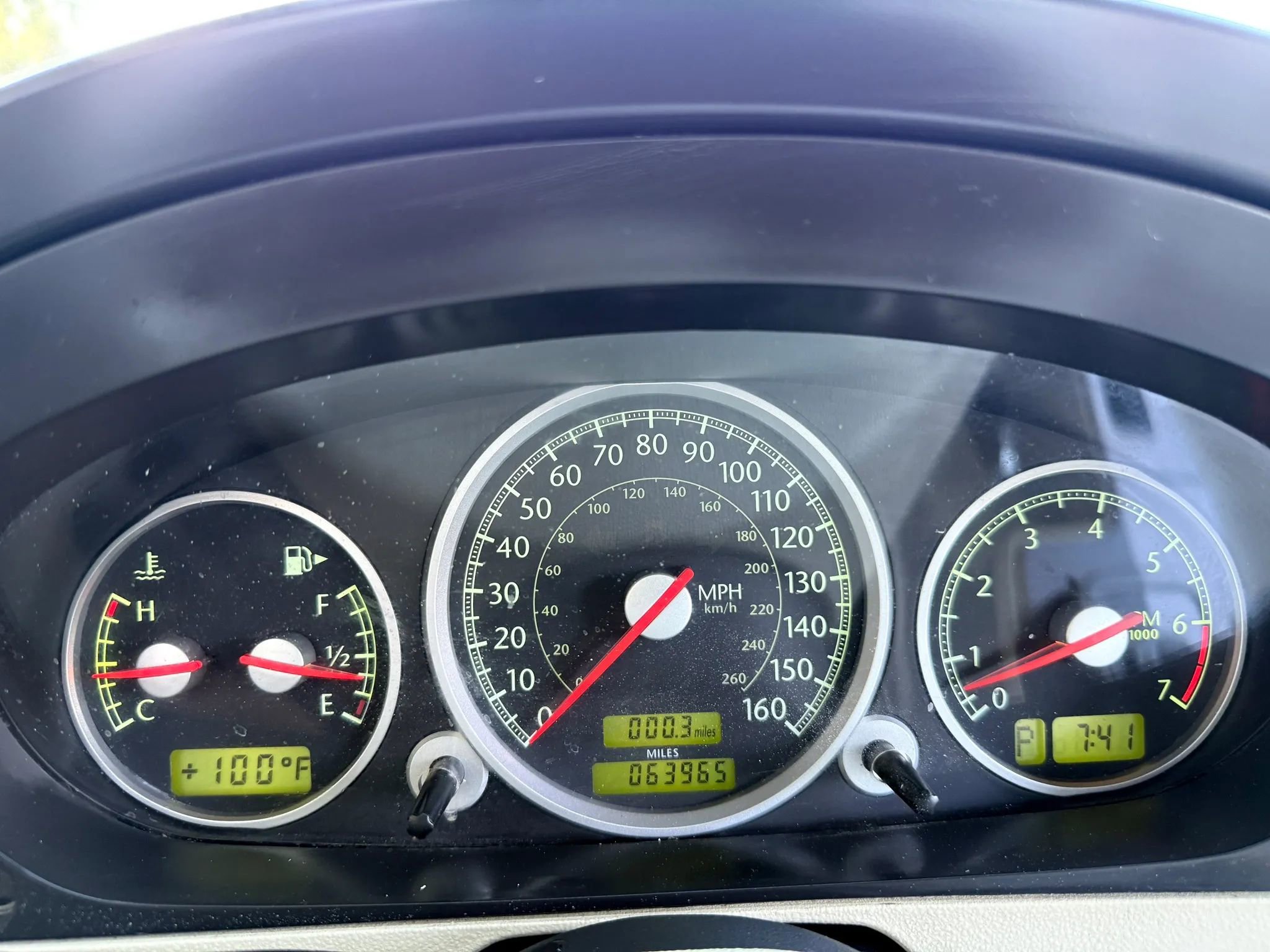 Used 2006 Chrysler Crossfire Limited RWD image 17