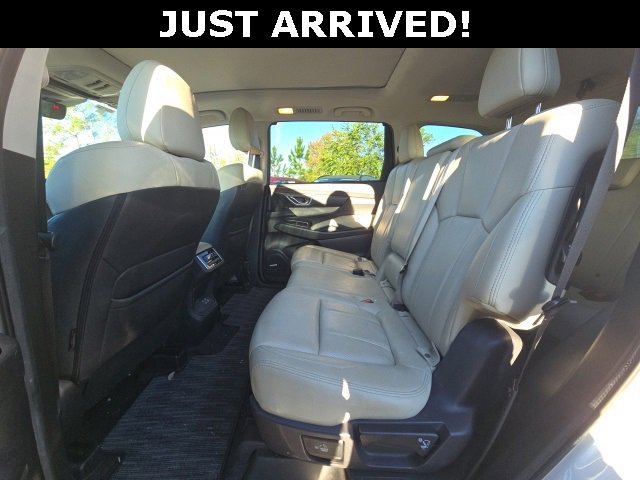 Used 2023 Subaru Ascent Limited w/ Technology Package image 13