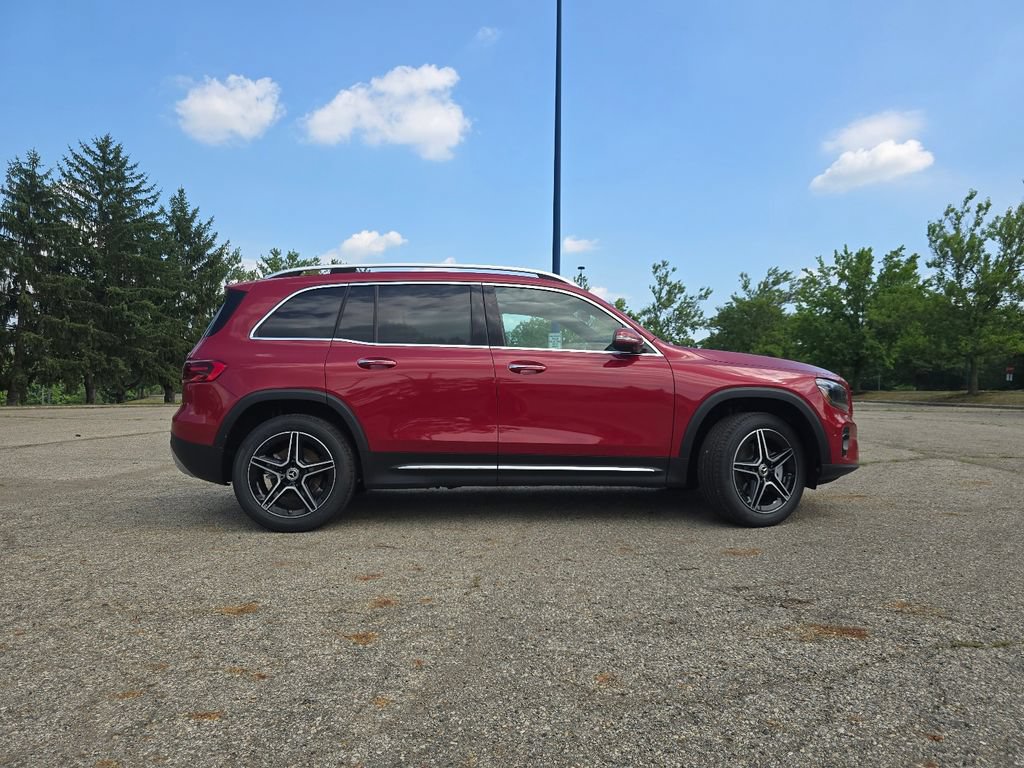 New 2026 Mercedes-Benz GLB 250 4MATIC image 17