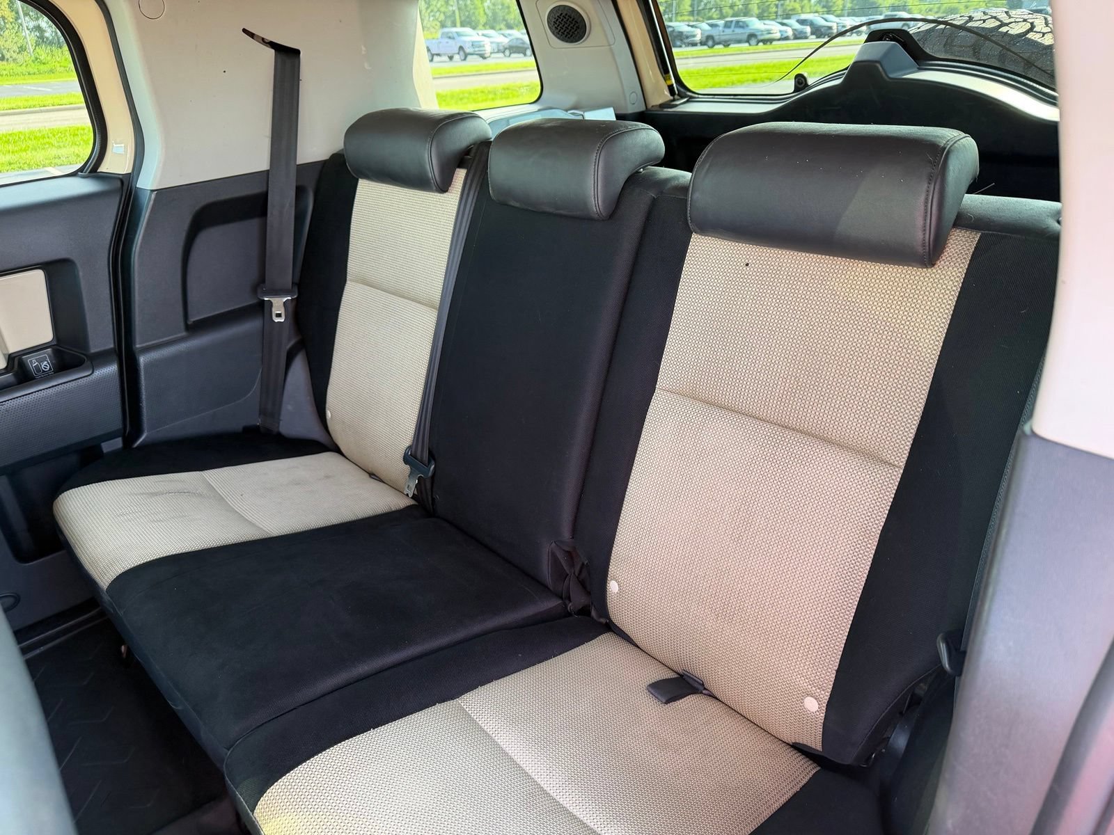 Used 2010 Toyota FJ Cruiser 4WD image 14