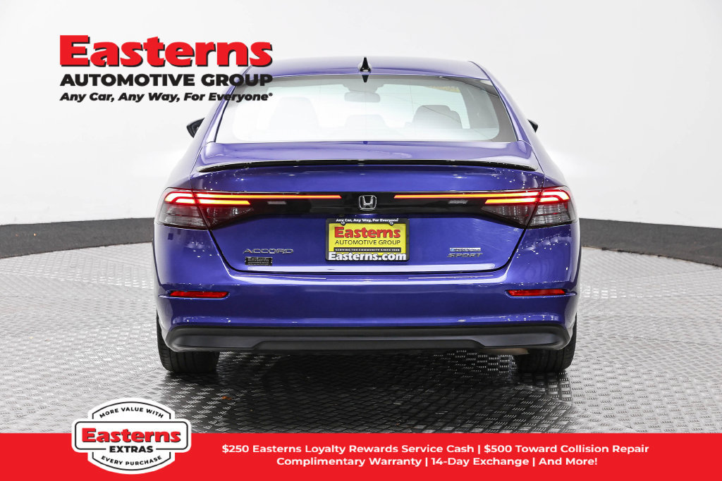 Used 2024 Honda Accord Sport image 7