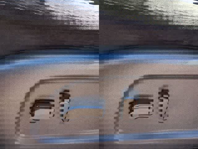 Used 2015 Nissan Pathfinder 4WD image 17