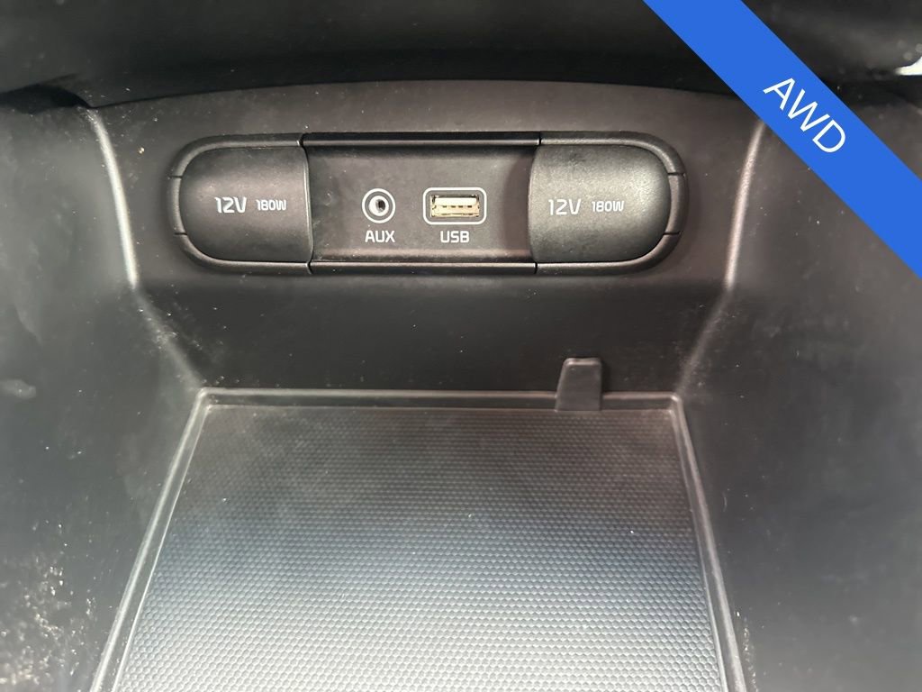 Used 2019 Kia Sorento LX image 26