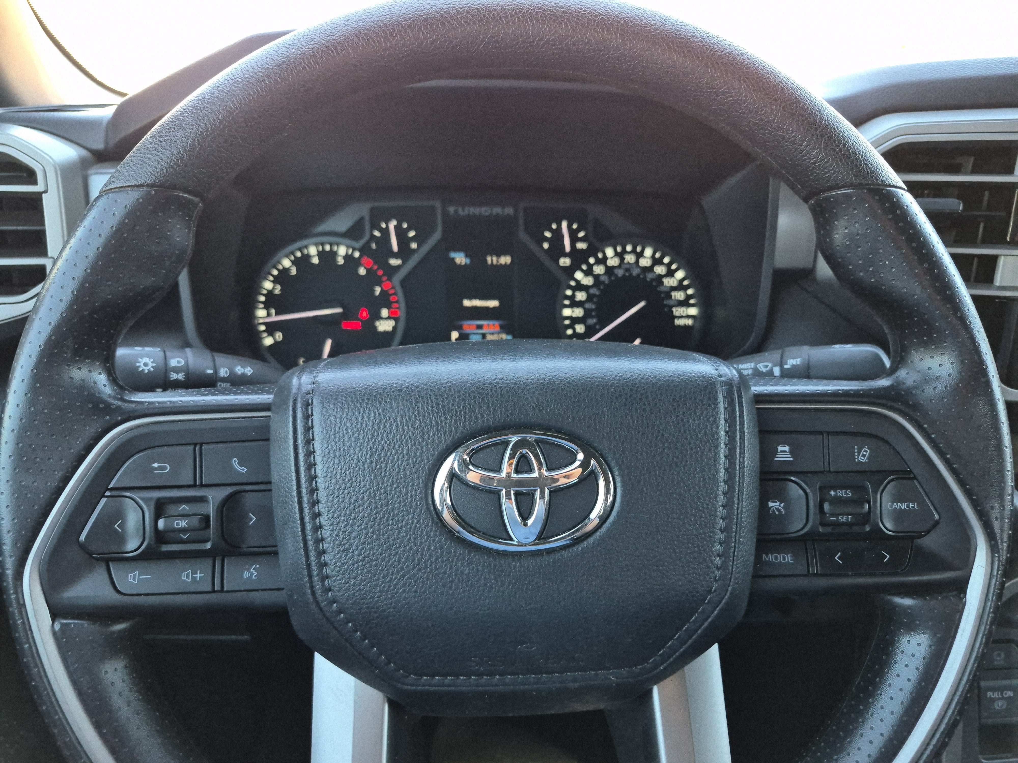 Used 2025 Toyota Tundra SR5 AWD/4WD image 18
