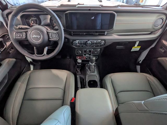 New 2026 Jeep Gladiator Mojave w/ Technology Group image 16