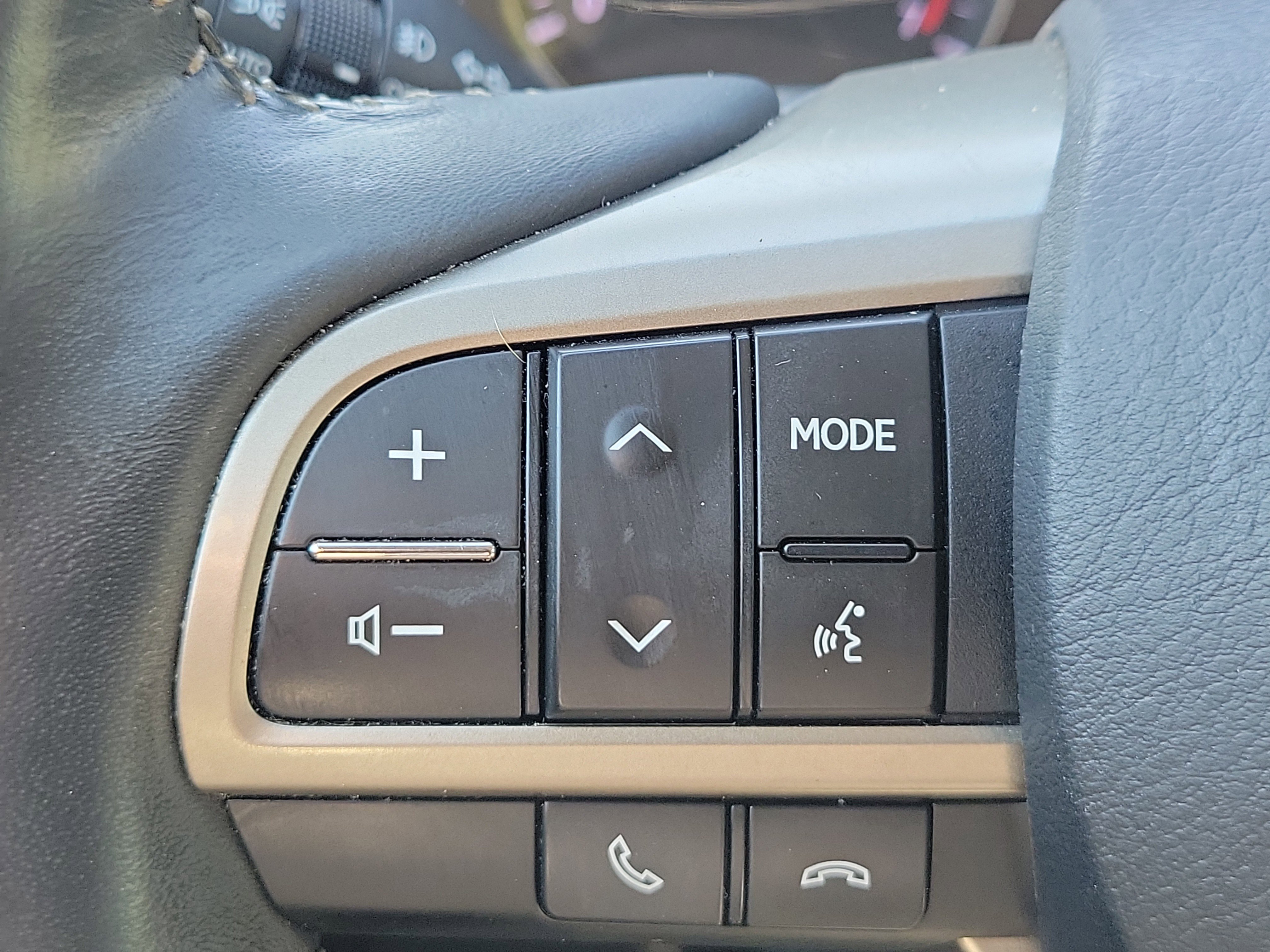 Used 2019 Lexus RX 350 FWD w/ Navigation Package image 25