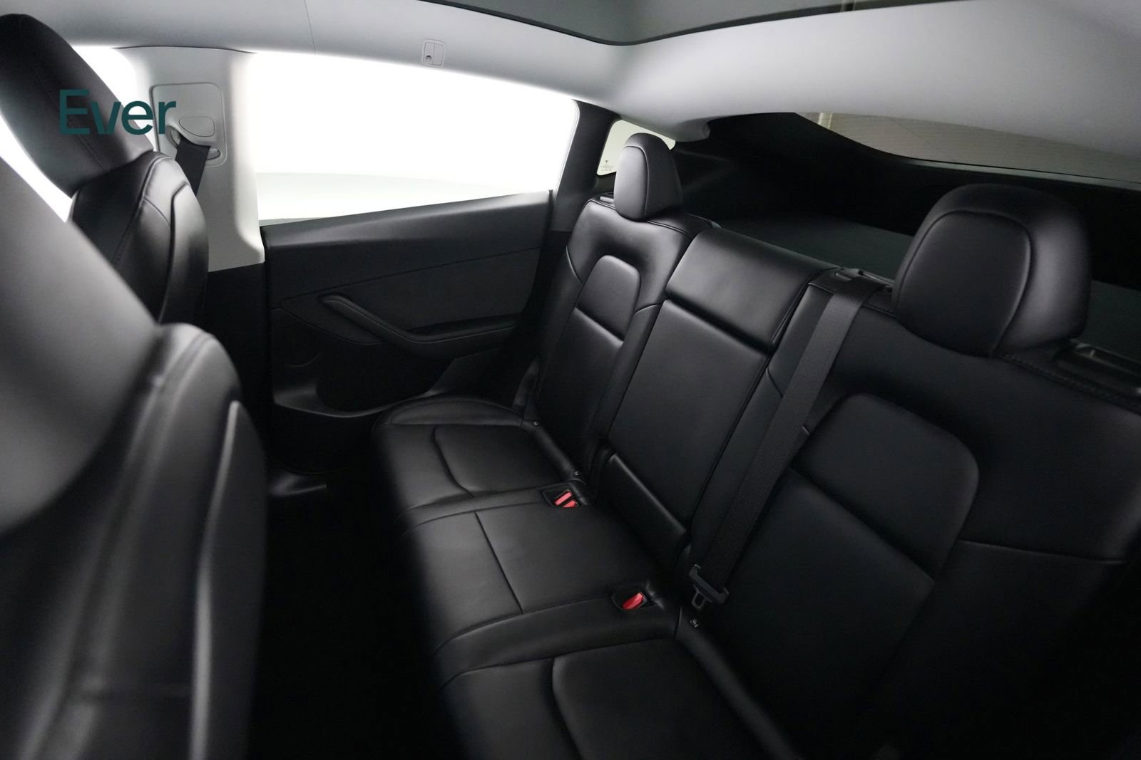 Used 2024 Tesla Model Y Performance AWD/4WD image 24