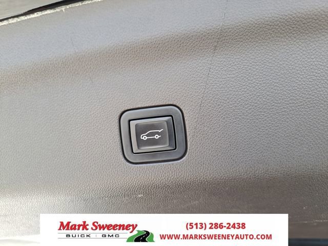 Used 2022 GMC Yukon Denali image 8