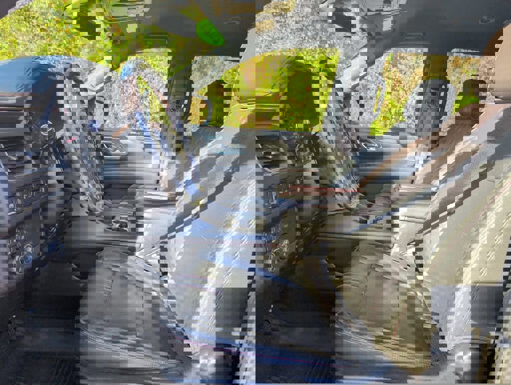 Used 2021 Chevrolet Tahoe RST image 14