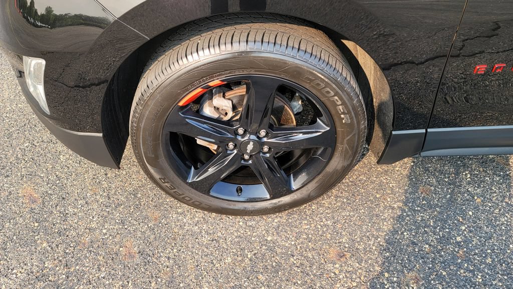 Used 2020 Chevrolet Equinox Premier w/ Premier Redline Edition FWD image 6