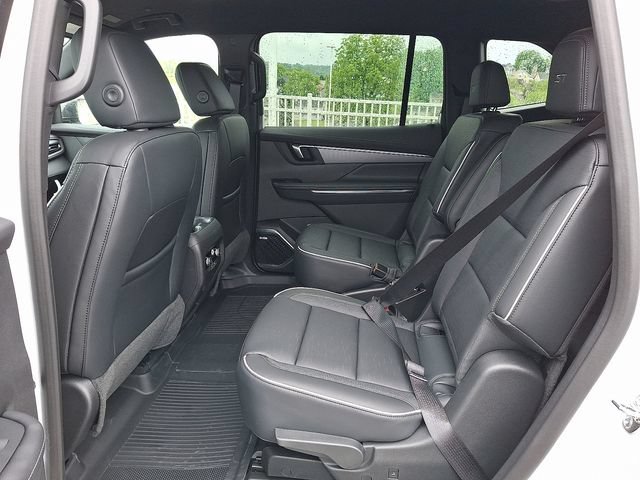 New 2026 Buick Enclave Sport Touring w/ Power Package AWD/4WD image 11