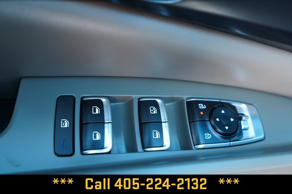 Used 2026 Kia Carnival LXS FWD image 28