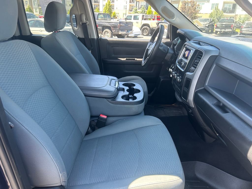 Used 2015 RAM 1500 ST w/ SXT Appearance Group AWD/4WD image 32