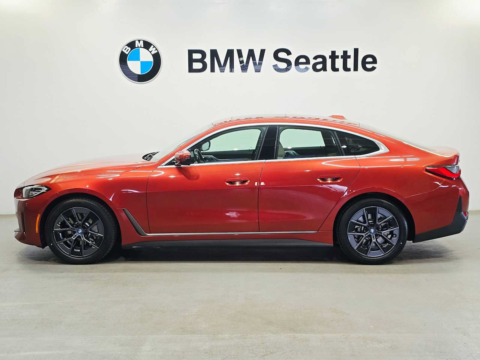 Certified 2023 BMW i4 eDrive35 w/ Premium Package RWD image 3