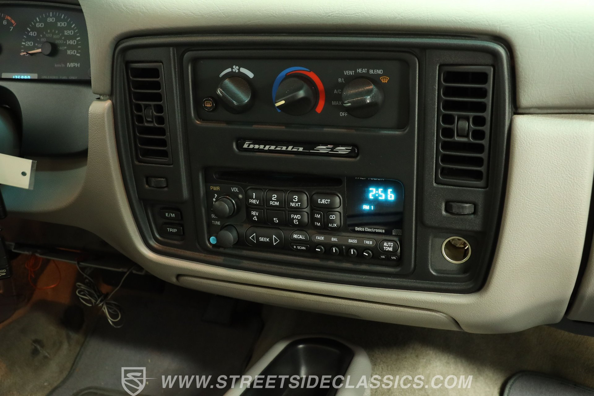 Used 1996 Chevrolet Impala SS RWD image 39