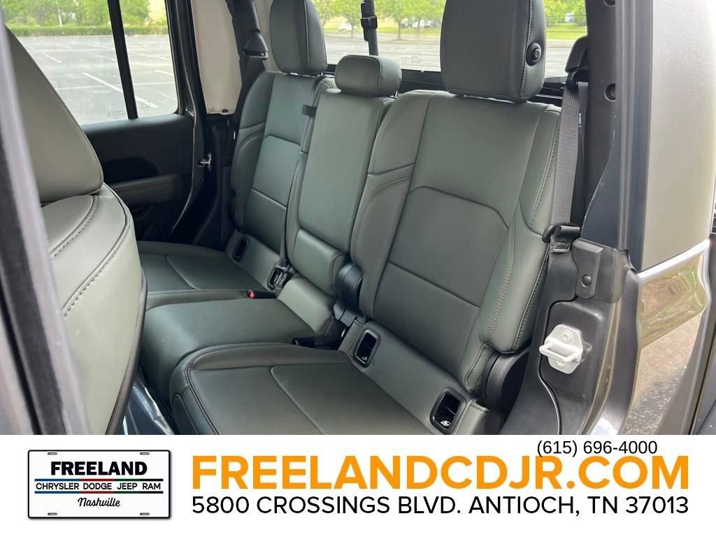 New 2025 Jeep Gladiator Mojave w/ Convenience Group image 22