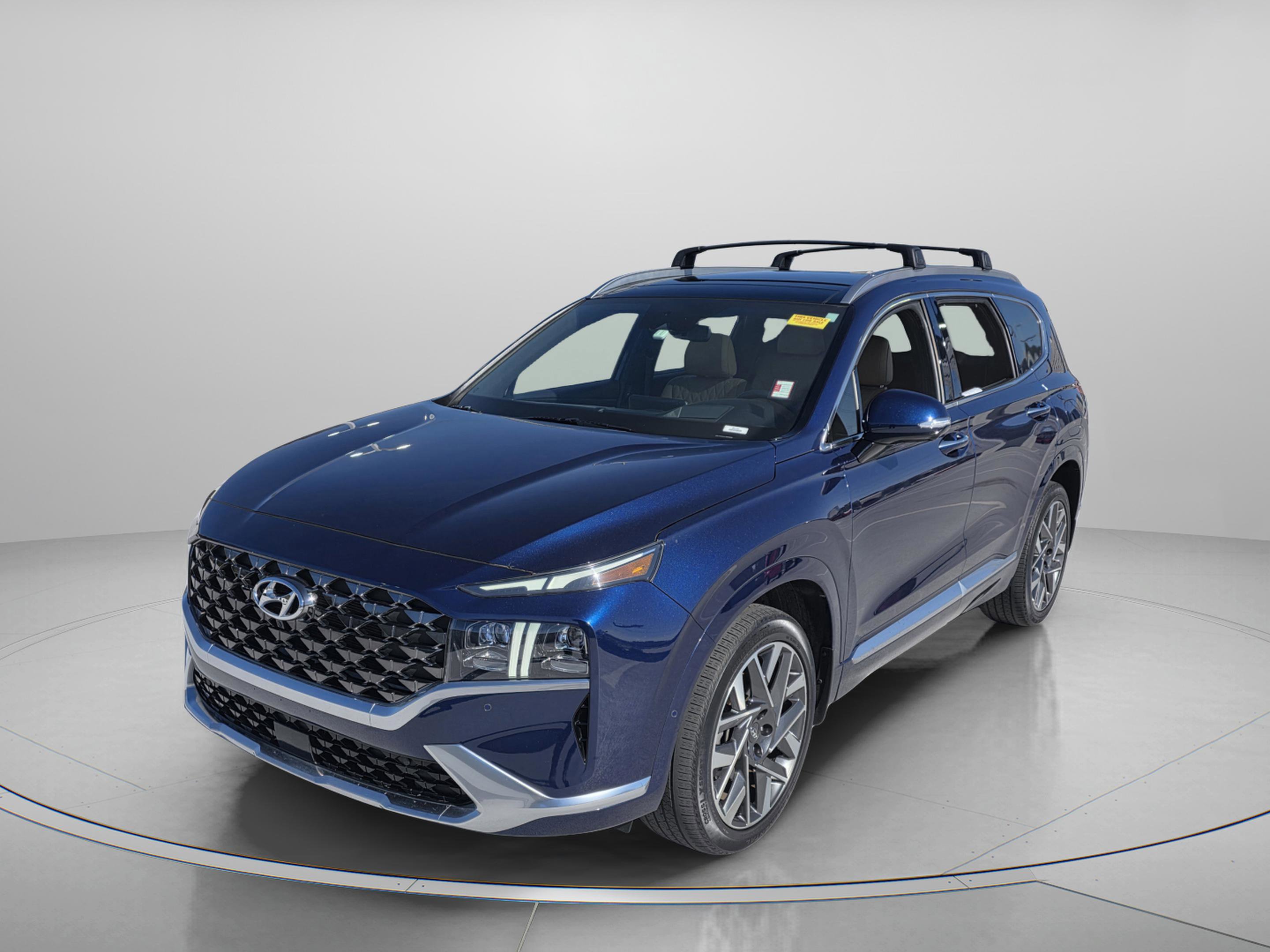 Used 2023 Hyundai Santa Fe Calligraphy image 2