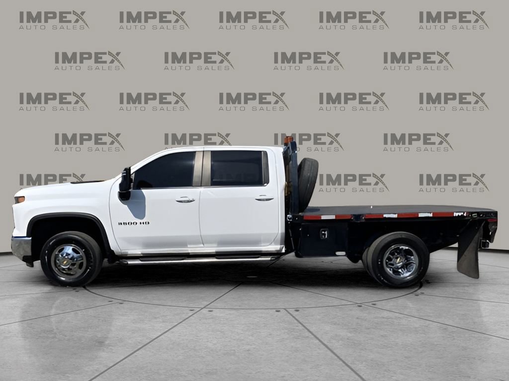 Used 2024 Chevrolet Silverado 3500 LT w/ Convenience Package AWD/4WD image 1