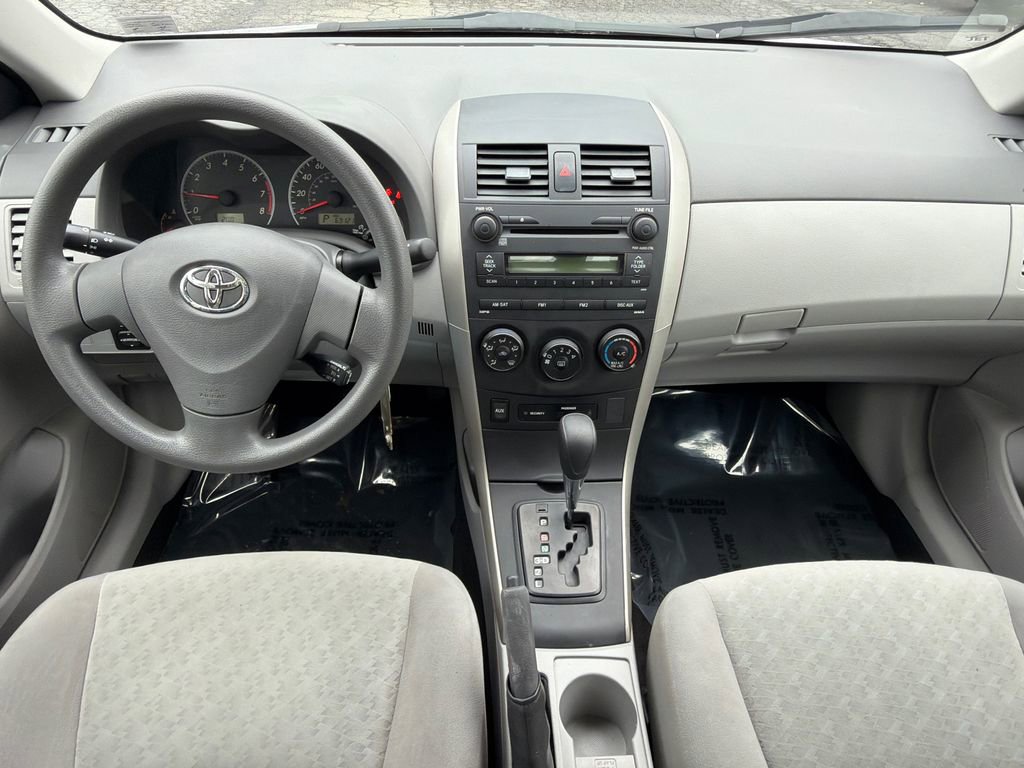 Used 2009 Toyota Corolla FWD image 15