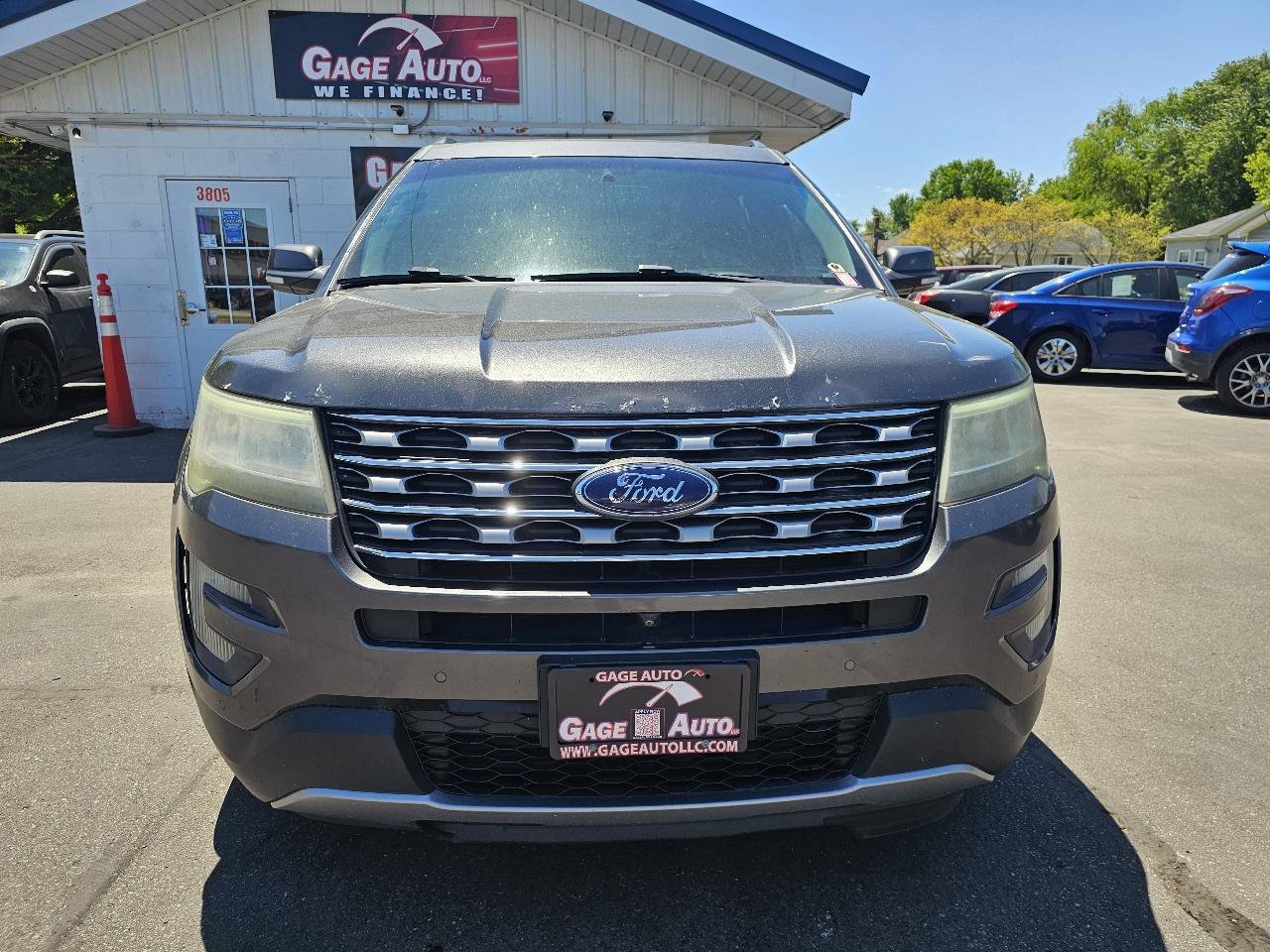 Used 2016 Ford Explorer Limited FWD image 3