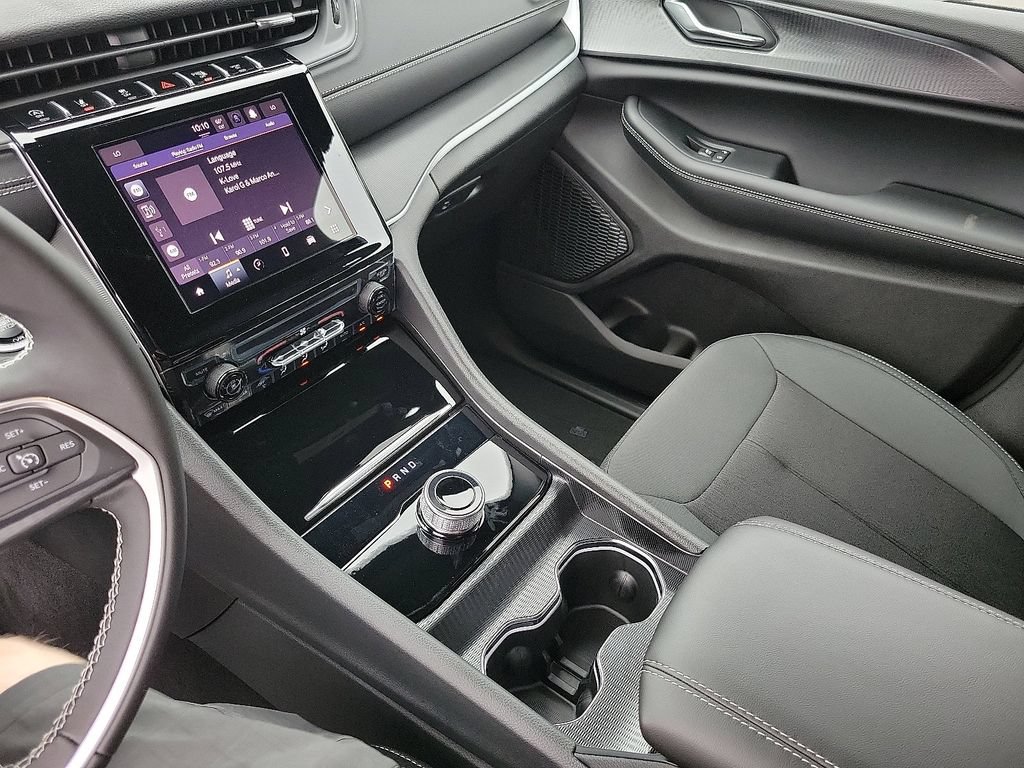 New 2025 Jeep Grand Cherokee Laredo X AWD/4WD image 12