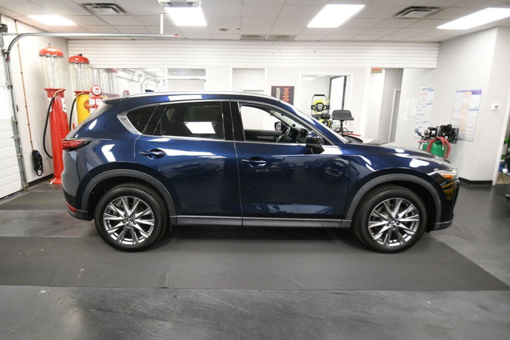 Used 2021 MAZDA CX-5 Grand Touring Reserve AWD/4WD image 9