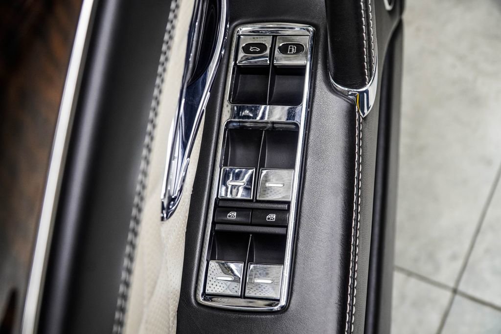 Used 2018 Bentley Flying Spur S V8 AWD/4WD image 38