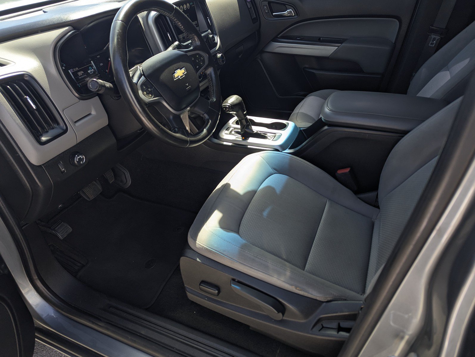 Used 2018 Chevrolet Colorado LT RWD image 10