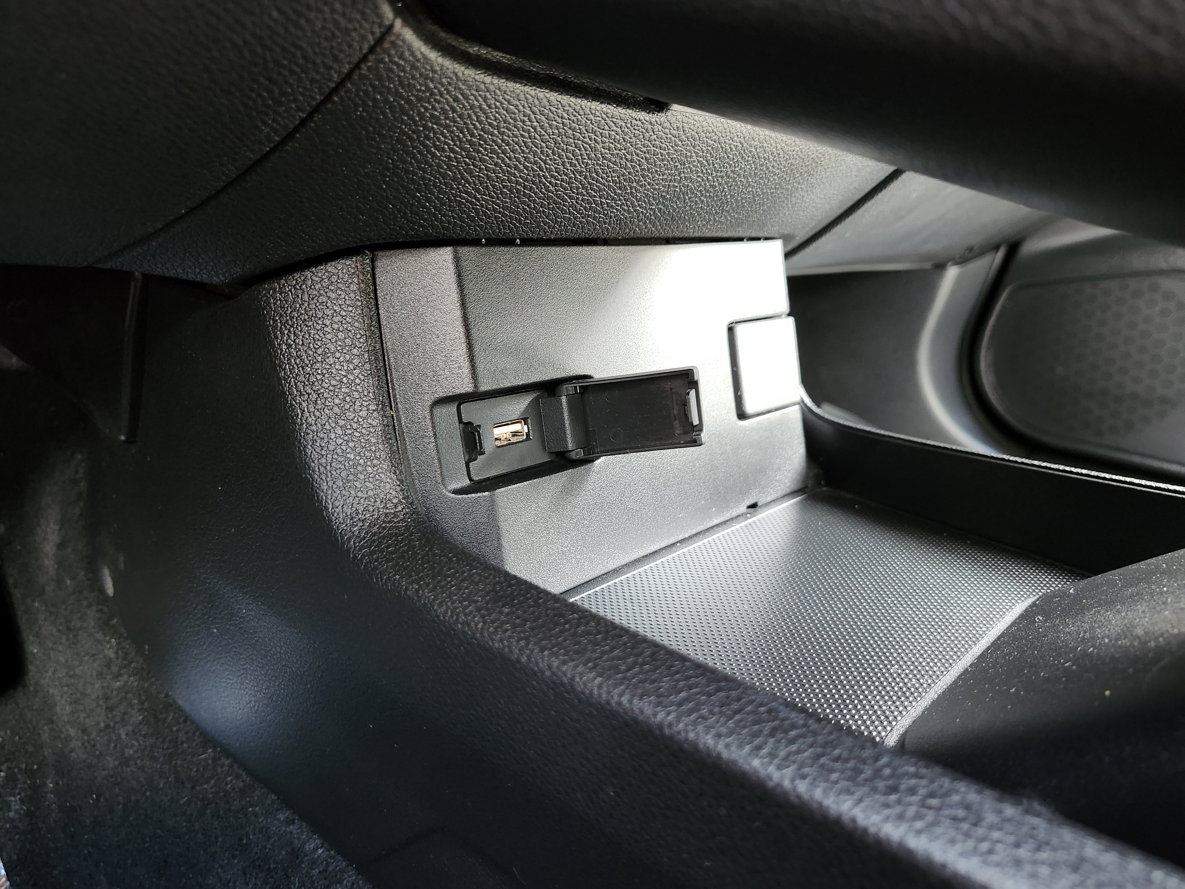 Used 2019 Honda Civic LX image 8