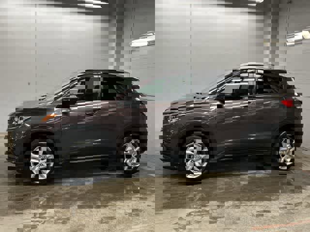 Used 2020 Honda HR-V EX image 2
