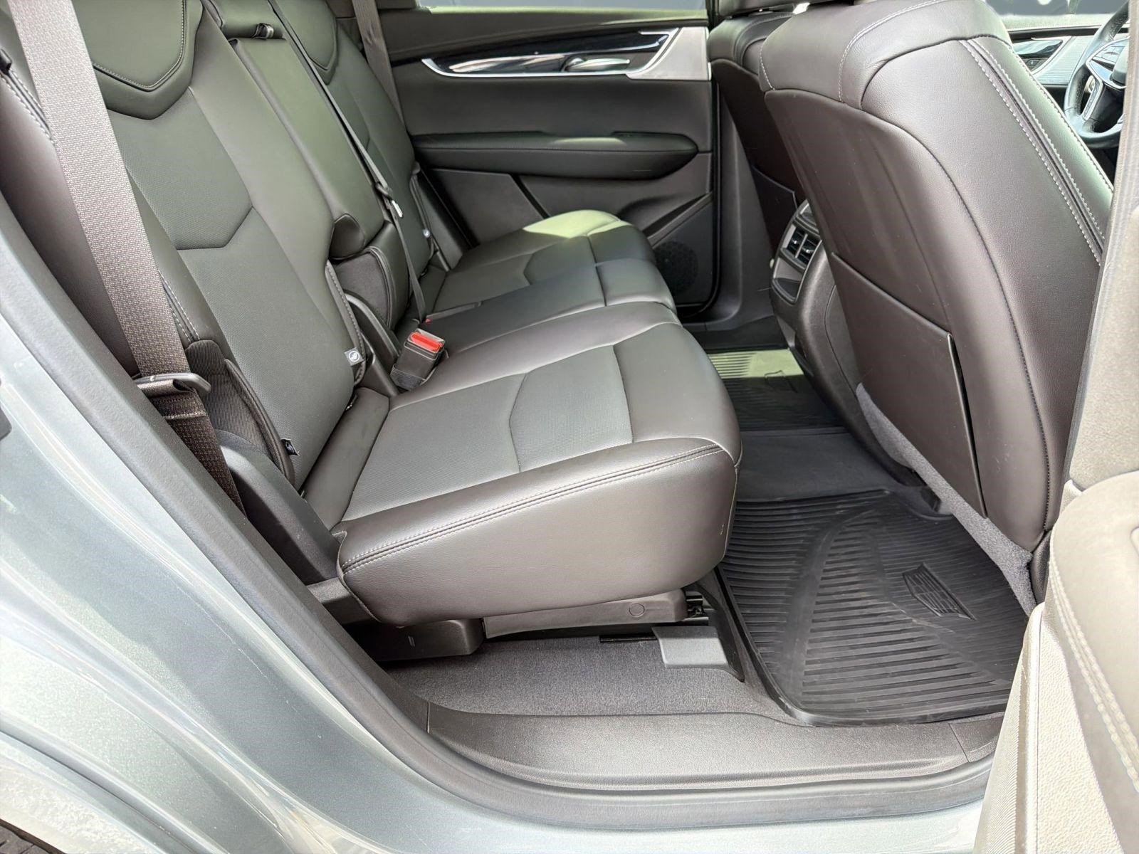 Certified 2023 Cadillac XT5 Premium Luxury AWD/4WD image 29
