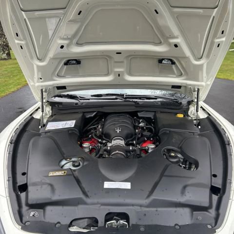 Used 2018 Maserati GranTurismo MC RWD image 13