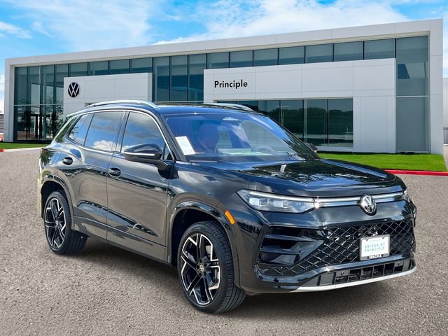 New 2026 Volkswagen Tiguan SEL R-Line AWD/4WD image 2