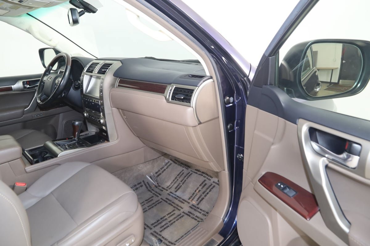 Used 2019 Lexus GX 460 Premium AWD/4WD image 46