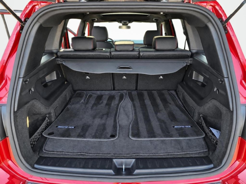 Used 2022 Mercedes-Benz GLB 250 4MATIC image 11