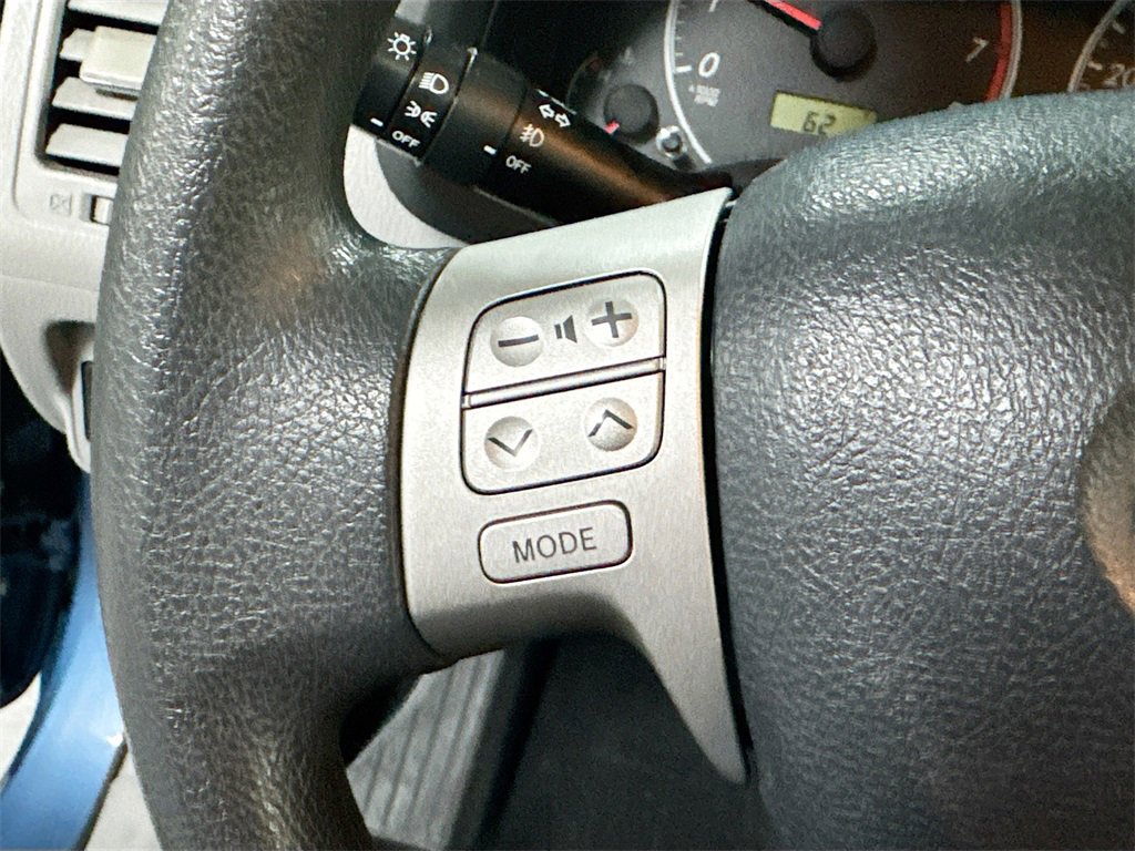 Used 2012 Toyota Corolla LE image 8