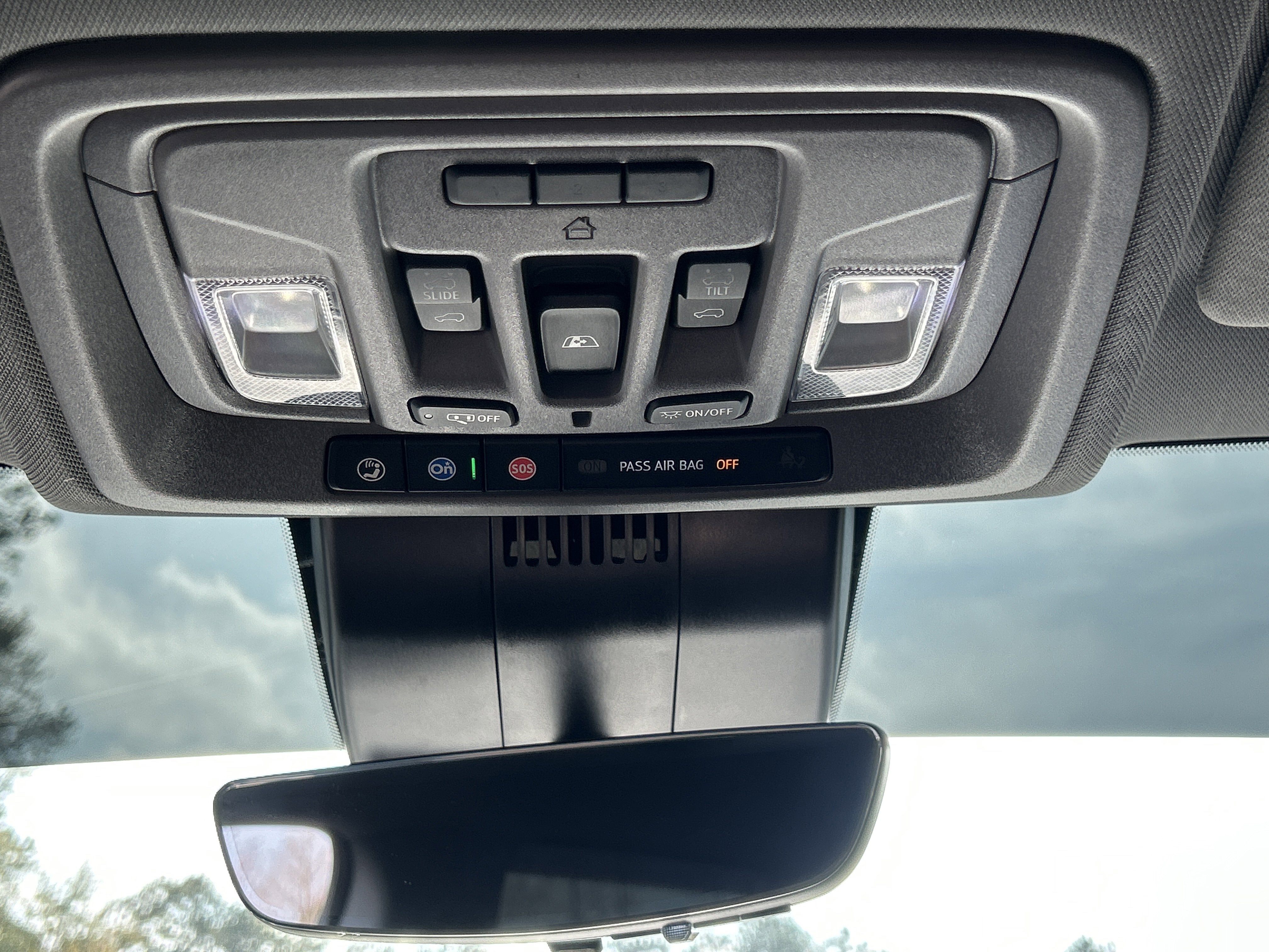 Used 2022 GMC Sierra 1500 Denali w/ Denali Reserve Package image 30