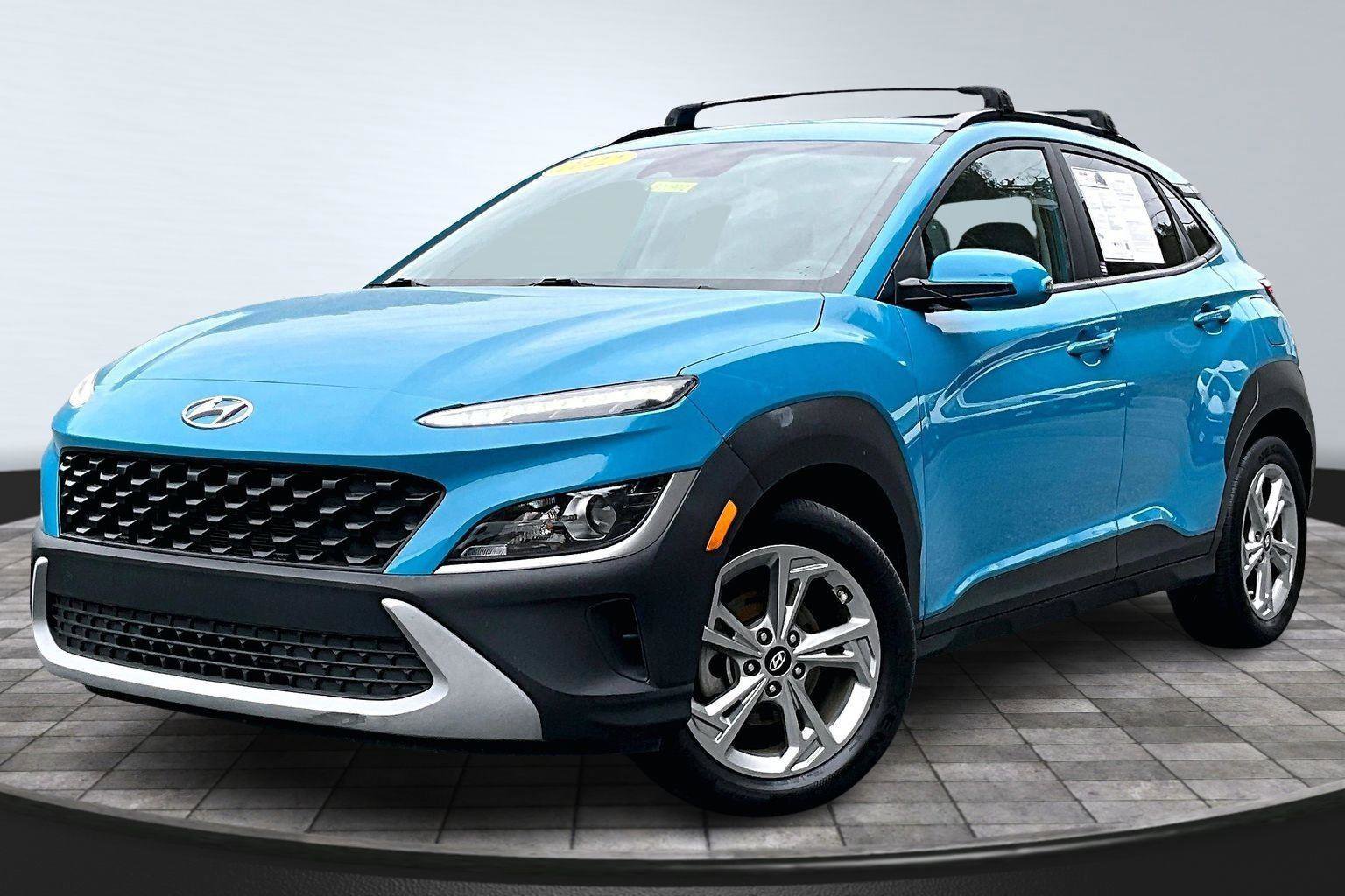 Used 2022 Hyundai Kona SEL image 12