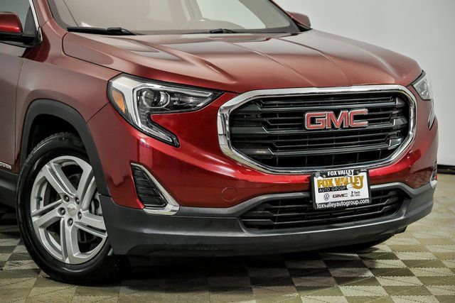 Used 2019 GMC Terrain SLE w/ Driver Convenience Package image 2