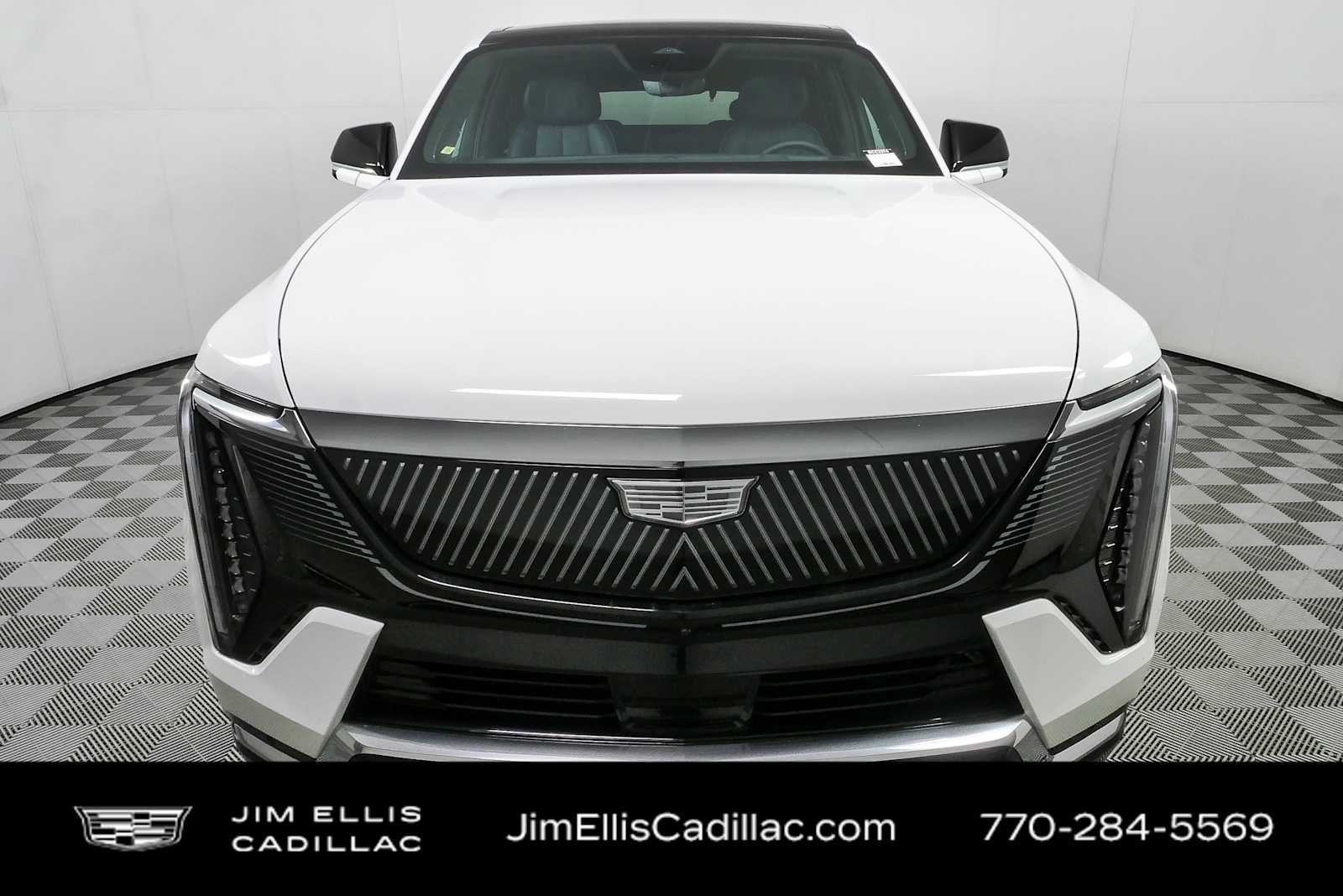 Certified 2025 Cadillac Escalade IQ Luxury 2 w/ LPO, Premium Carpet Package AWD/4WD image 37