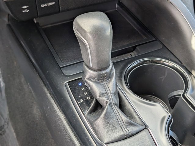 Used 2019 Toyota Camry SE FWD image 12